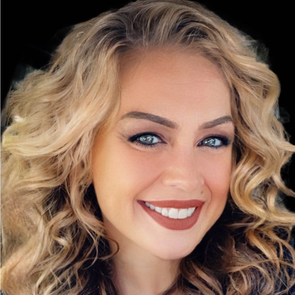 COPY - Meet your Posher, Nicole